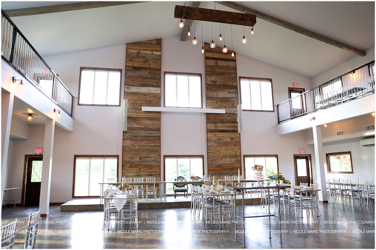 035-blue-haven-barn-garden-styled-shoot-wedding-couple-love-portrait-sioux-falls-sd-photography