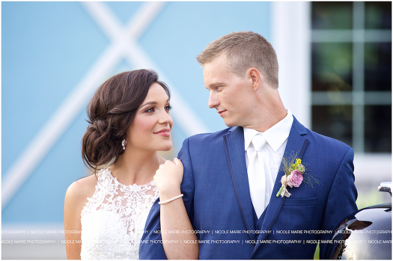 047-blue-haven-barn-garden-styled-shoot-wedding-couple-love-portrait-sioux-falls-sd-photography