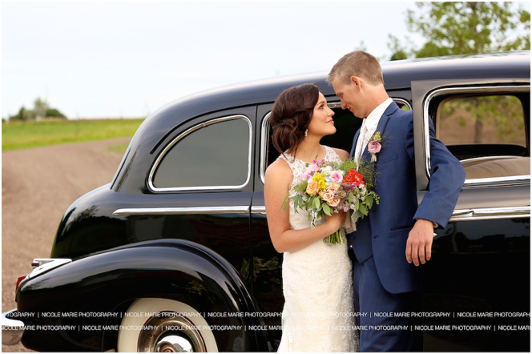 054-blue-haven-barn-garden-styled-shoot-wedding-couple-love-portrait-sioux-falls-sd-photography