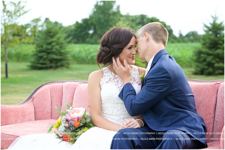 061-blue-haven-barn-garden-styled-shoot-wedding-couple-love-portrait-sioux-falls-sd-photography