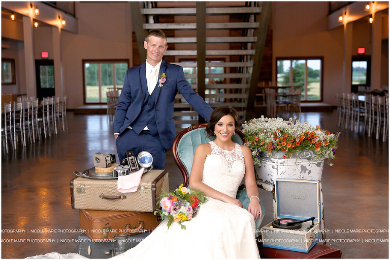 068-blue-haven-barn-garden-styled-shoot-wedding-couple-love-portrait-sioux-falls-sd-photography