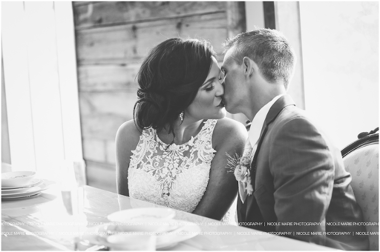 072-blue-haven-barn-garden-styled-shoot-wedding-couple-love-portrait-sioux-falls-sd-photography
