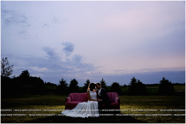 079-blue-haven-barn-garden-styled-shoot-wedding-couple-love-portrait-sioux-falls-sd-photography