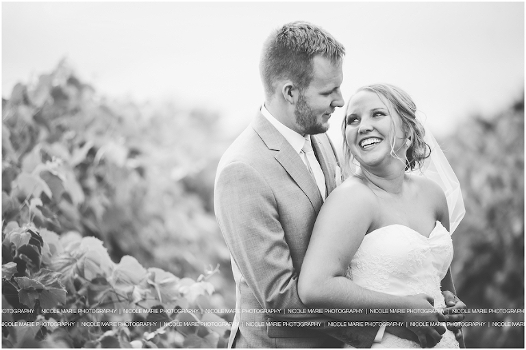 044-tinklenberg-wedding-couple-love-portrait-sioux-falls-sd-round-lake-mn-photography