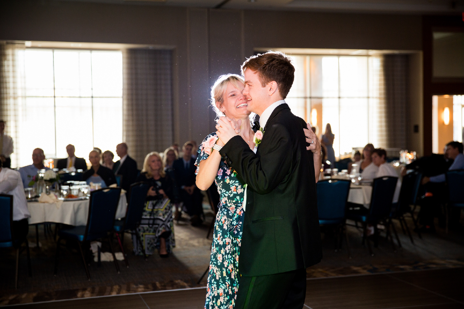 Rogers-cathedral-hilton-garden-inn-downtown-church-wedding-photographer-couple-love-sioux-falls-sd-photography