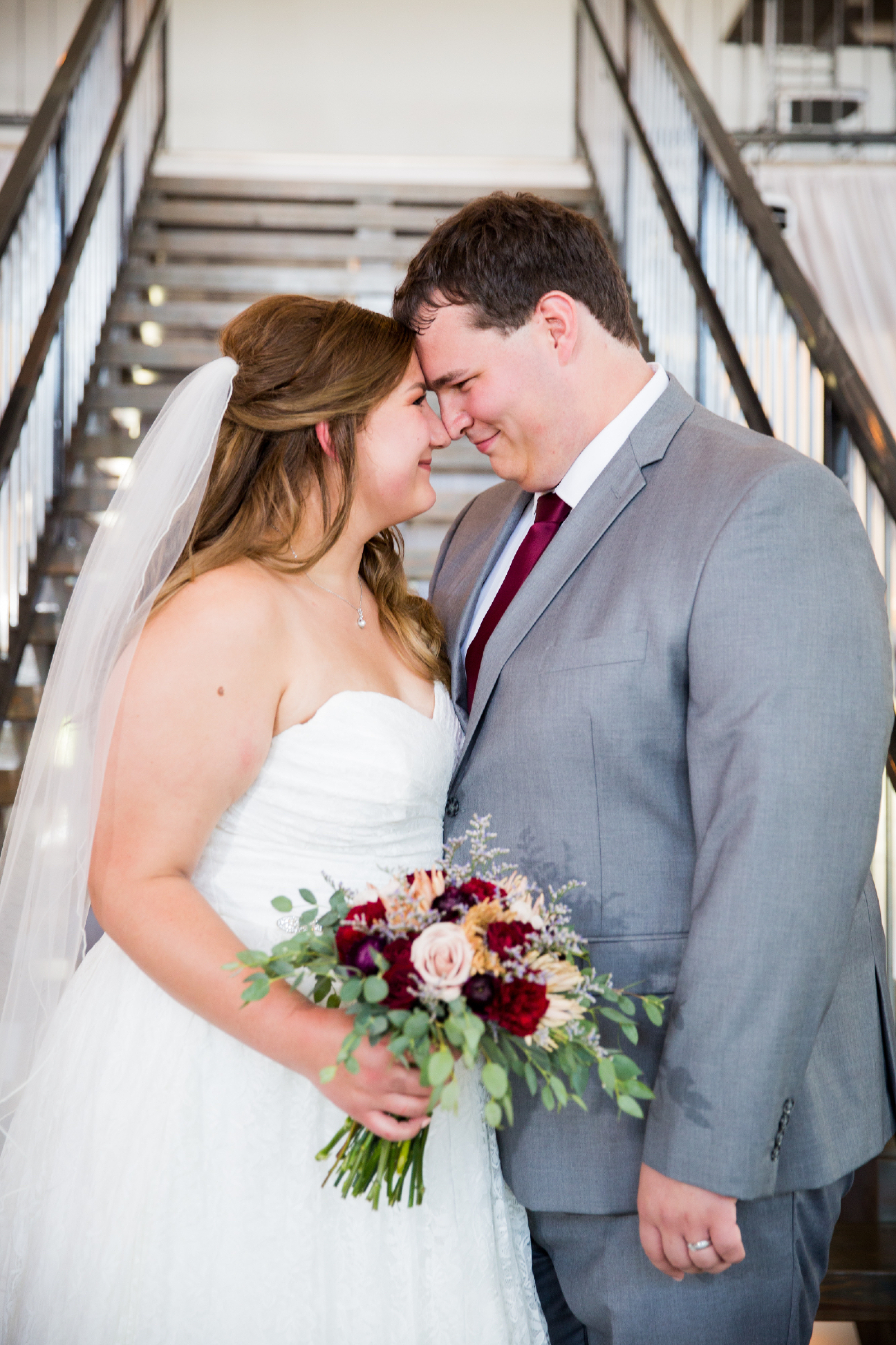 Twedt-wedding-blue-haven-barn-and-gardens-nature-photographer-couple-sioux-falls-sd-photography
