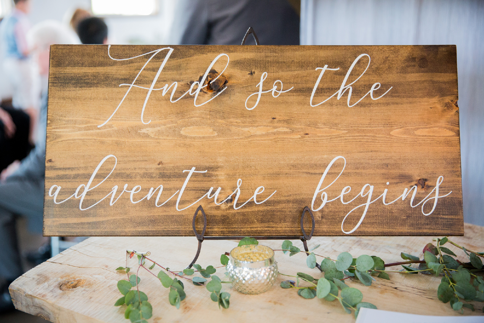 Twedt-wedding-blue-haven-barn-and-gardens-nature-photographer-couple-sioux-falls-sd-photography