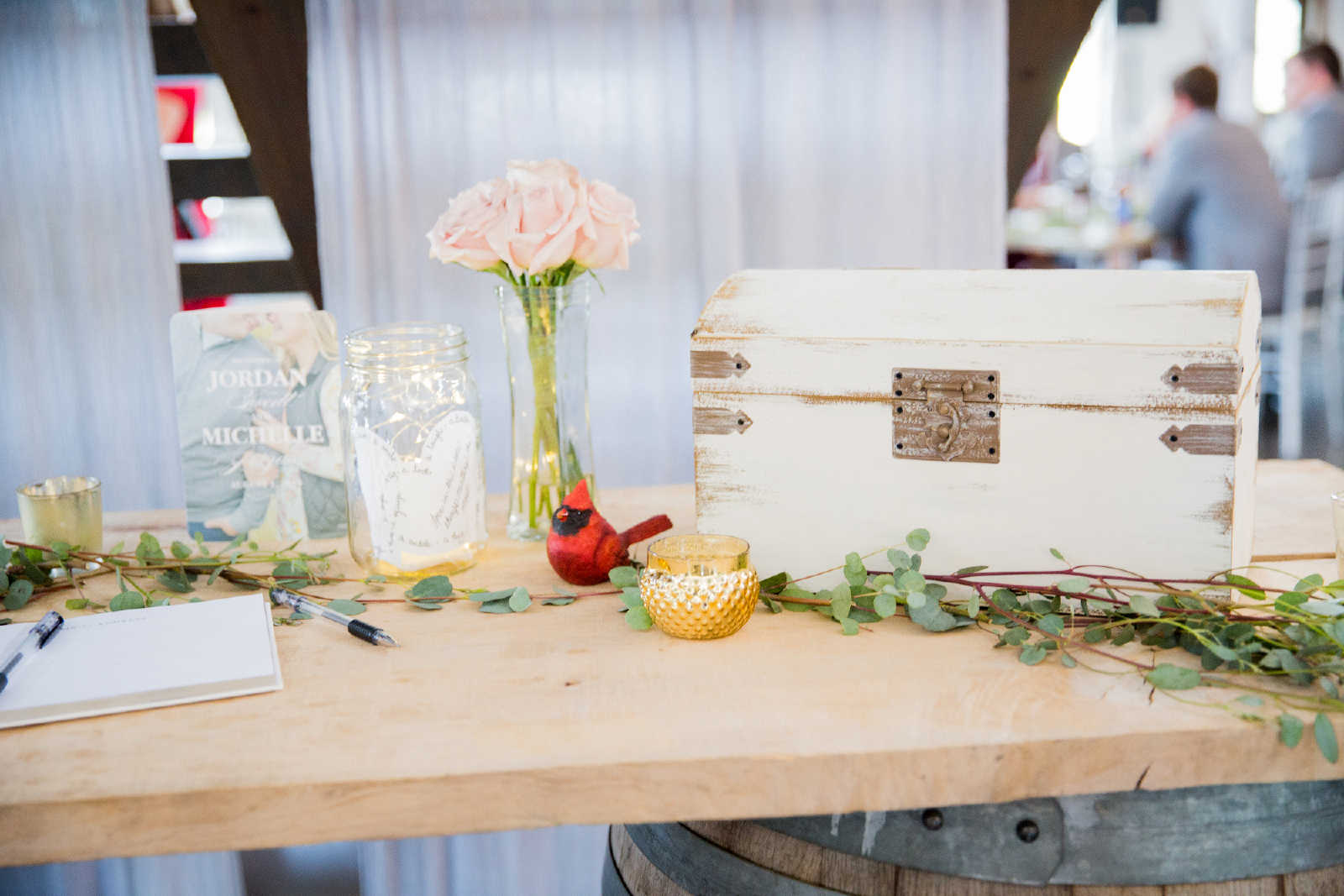 Twedt-wedding-blue-haven-barn-and-gardens-nature-photographer-couple-sioux-falls-sd-photography