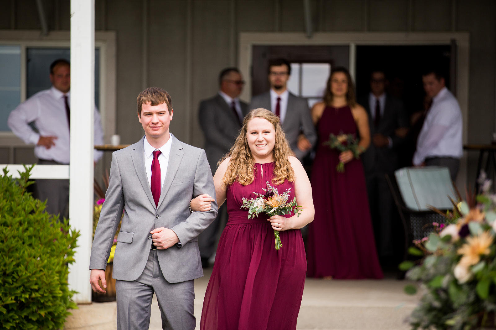 Twedt-wedding-blue-haven-barn-and-gardens-nature-photographer-couple-sioux-falls-sd-photography