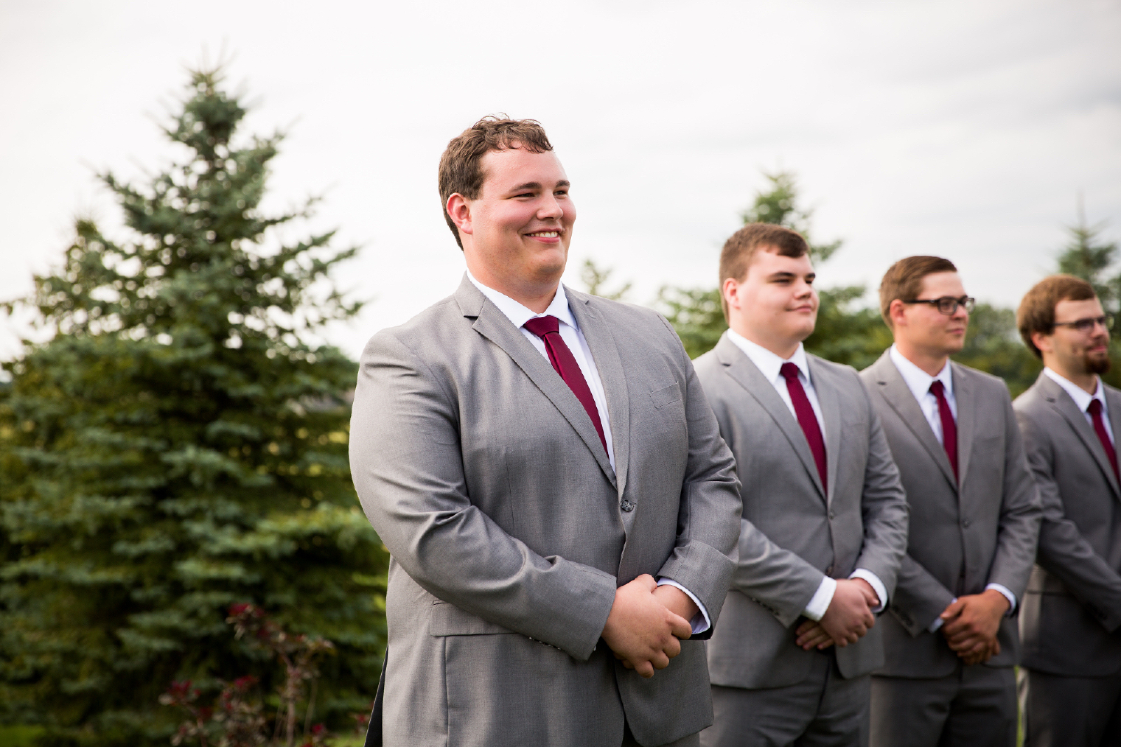 Twedt-wedding-blue-haven-barn-and-gardens-nature-photographer-couple-sioux-falls-sd-photography