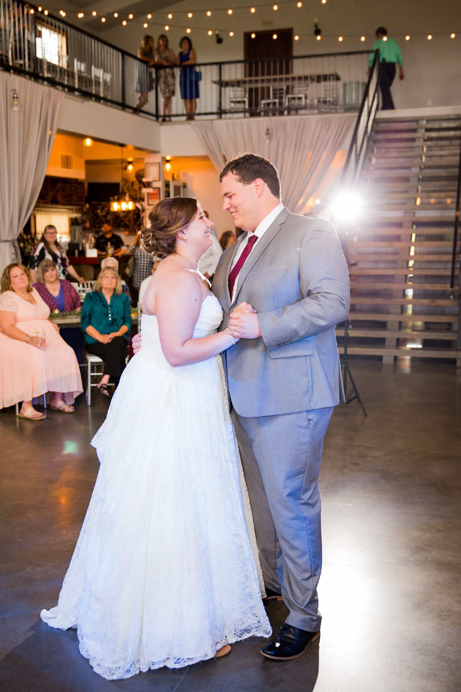 Twedt-wedding-blue-haven-barn-and-gardens-nature-photographer-couple-sioux-falls-sd-photography