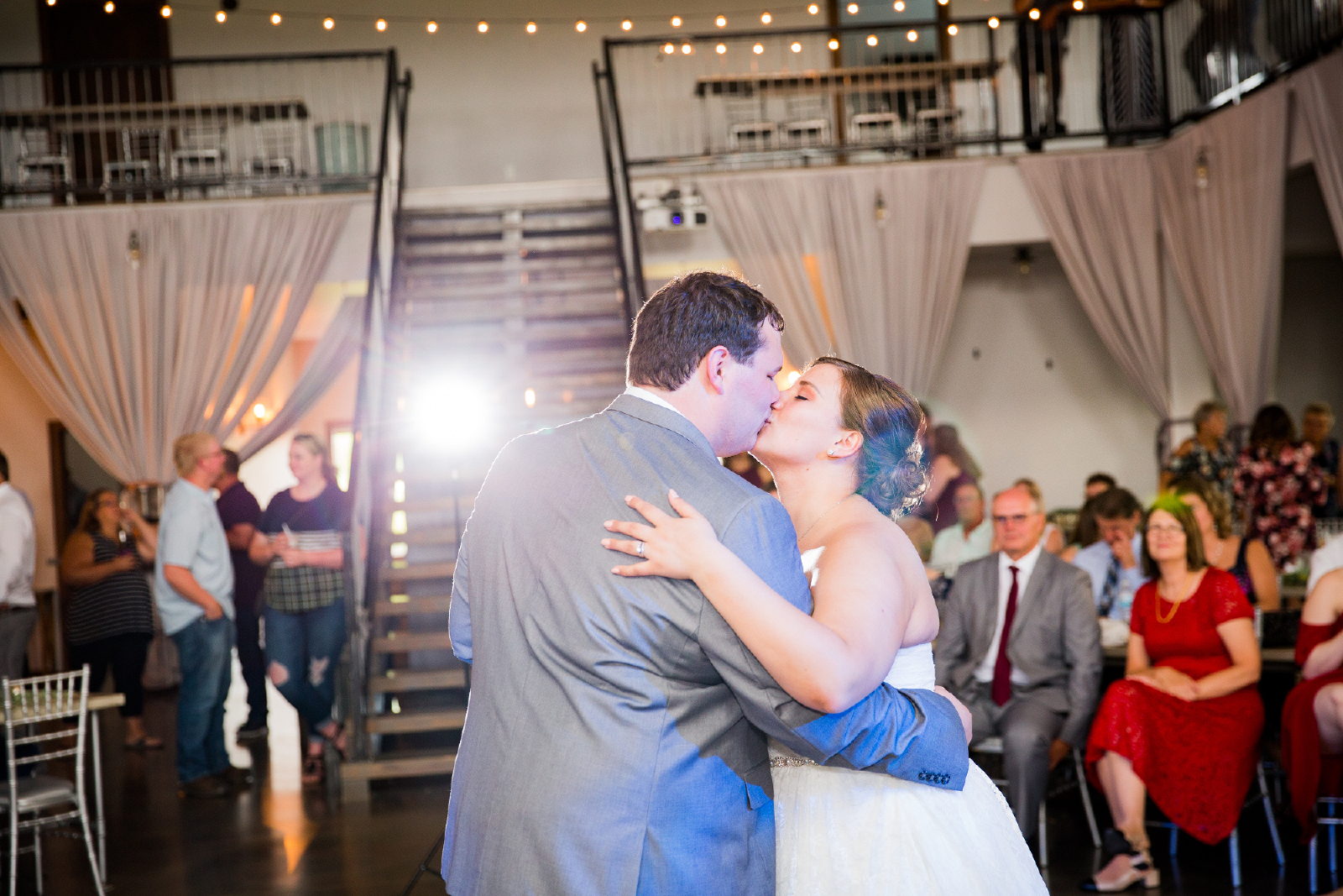 Twedt-wedding-blue-haven-barn-and-gardens-nature-photographer-couple-sioux-falls-sd-photography