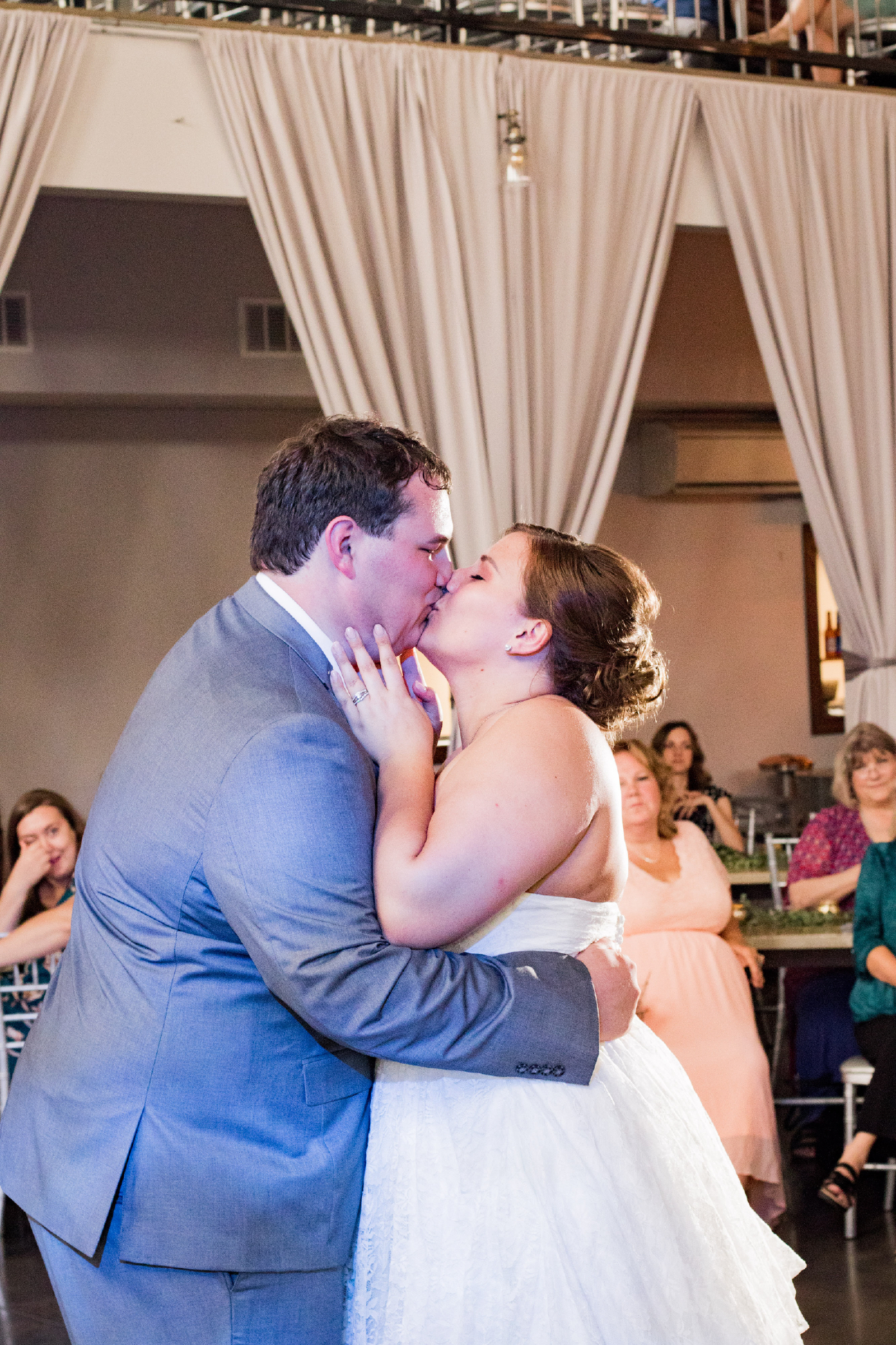 Twedt-wedding-blue-haven-barn-and-gardens-nature-photographer-couple-sioux-falls-sd-photography
