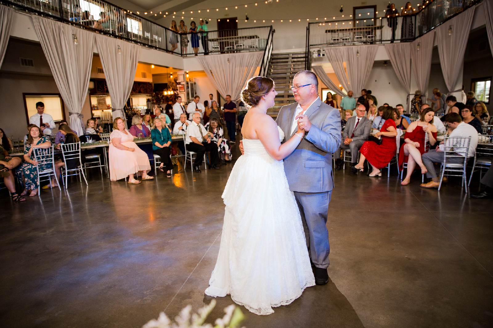 Twedt-wedding-blue-haven-barn-and-gardens-nature-photographer-couple-sioux-falls-sd-photography