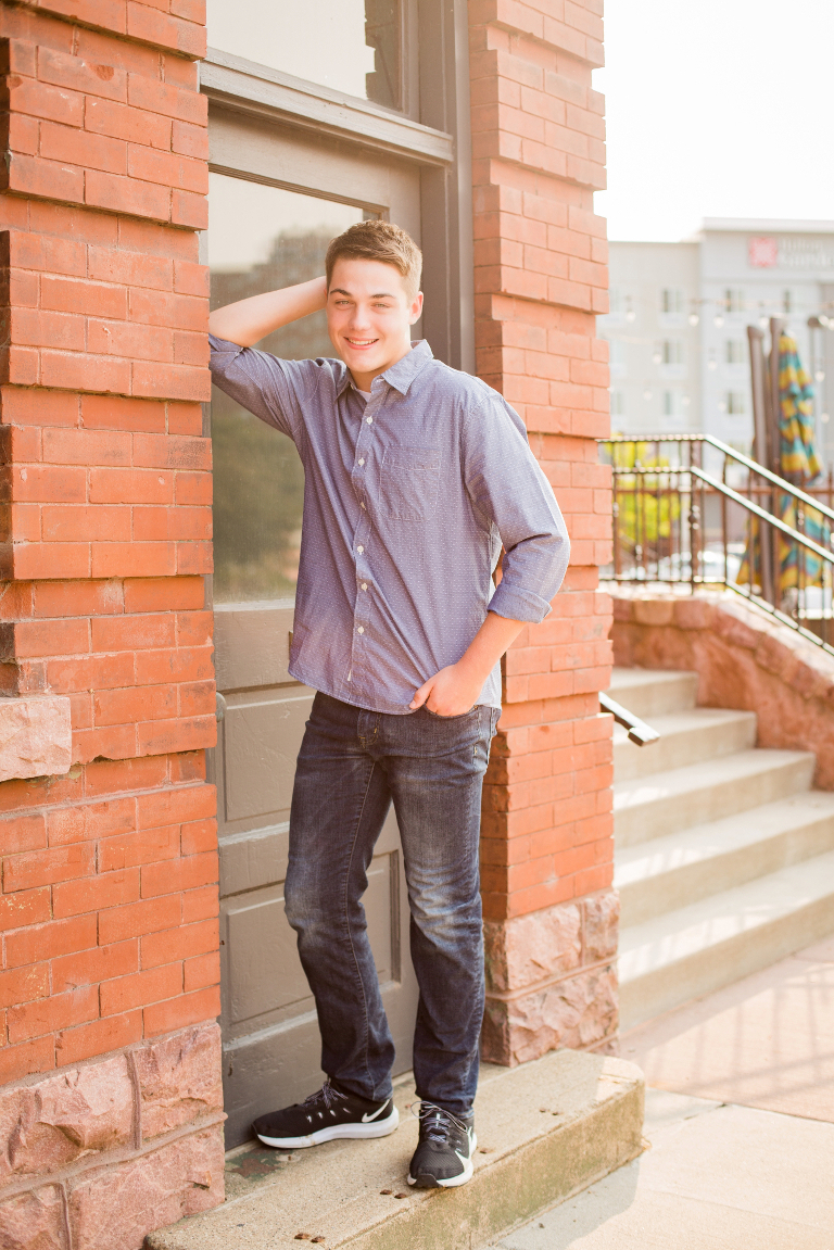 Sam | Sioux Falls, SD Senior Photography » Nicole Marie Photography